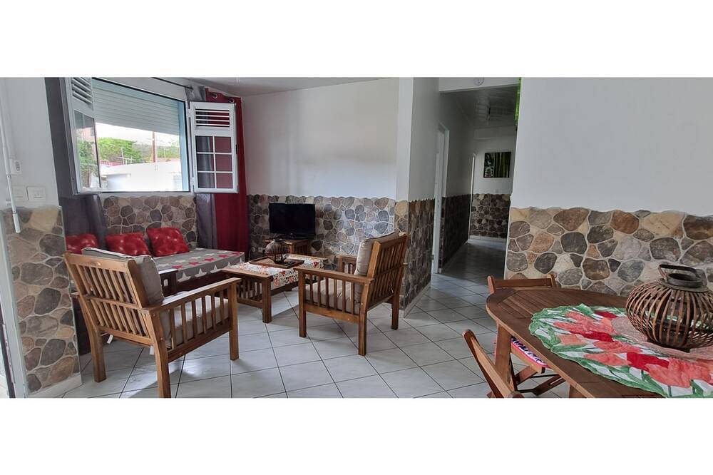 Bright, welcoming villa in Anses d'Arlet in Les Anses-d'Arlet, Martinique