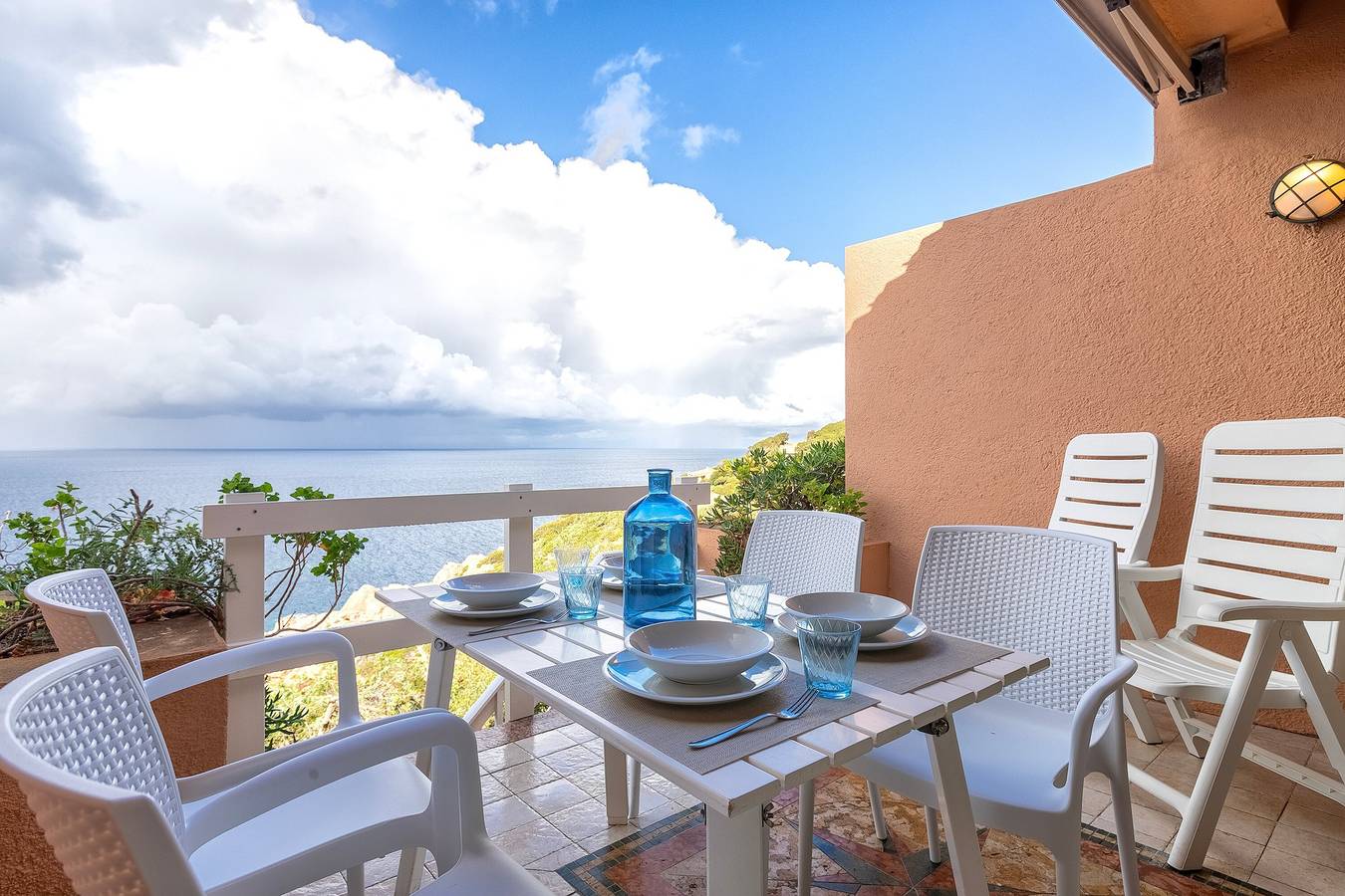 Casa Vacanze 'Sardegna Sul Mare K1' con Vista Mare, Piscina Condominiale e Aria Condizionata in Costa Paradiso, Trinità d'Agultu e Vignola