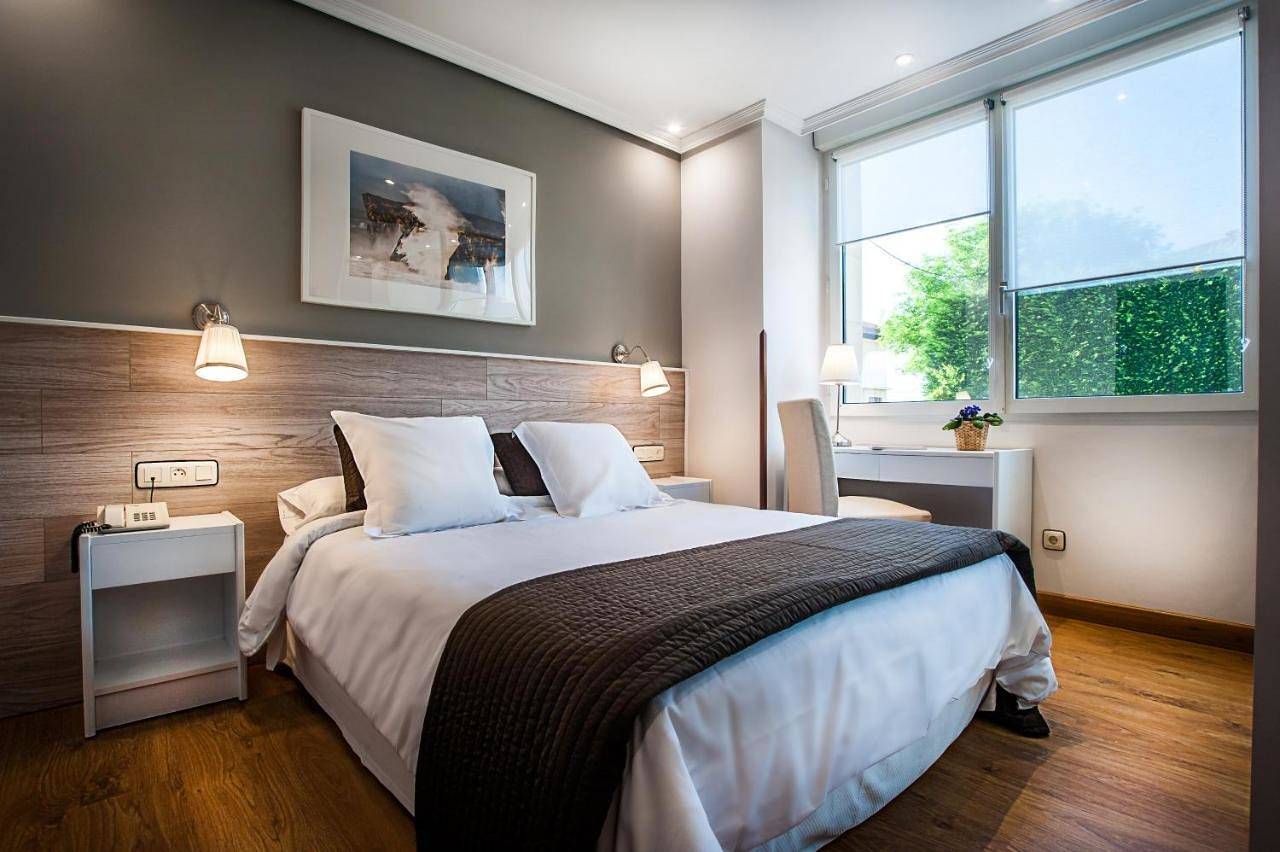 Twin Room in Playa de Santa Marina (Ribadesella), Ribadesella