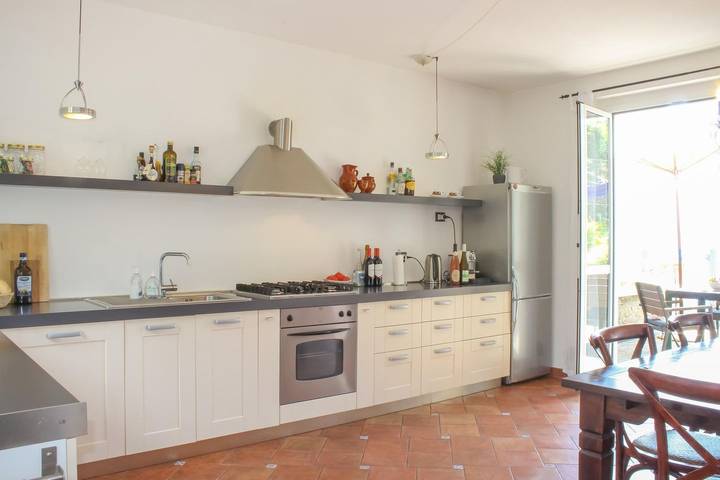 Casa de vacaciones para 6 personas con balcón in Santa Maria Rezzonico, Comune di San Siro