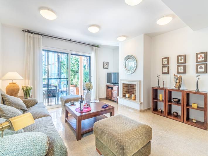 Casa rural para 10 personas, con Terraza y Piscina en Castellón de Ampurias - 2