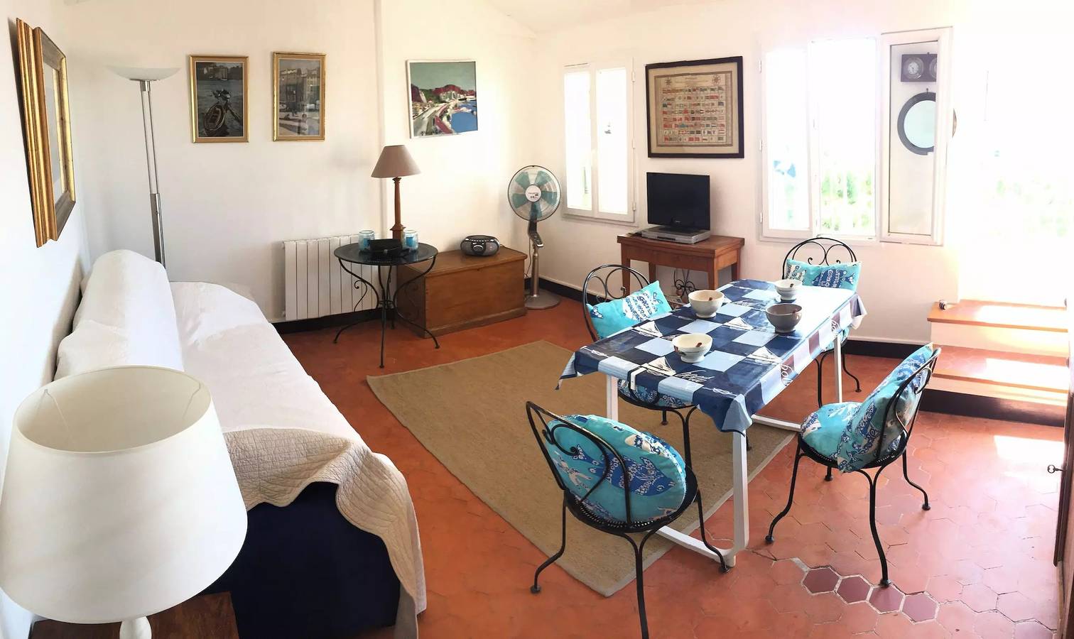 Appartement entier, Appartement bord de mer 2 pièces 4 personnes - Sélection in Bandol, Côte méditerranéenne (France)