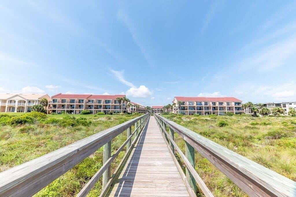 New Oceanfront Listing! Totally Renovated 2 bed/2.5 bath Sea Place Townhome in Butler Beach, St. Augustine