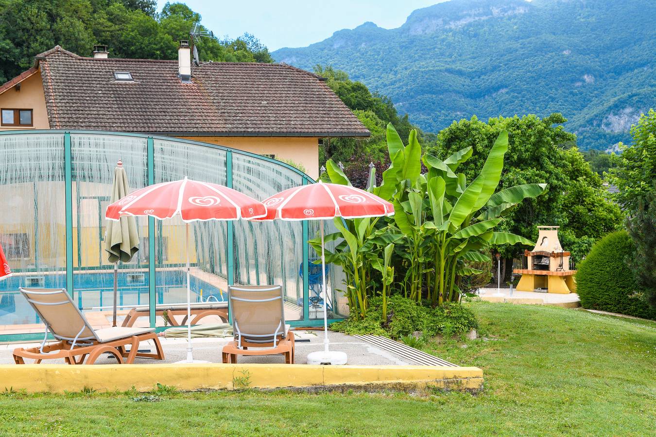 Holiday Home 'L'orée Du Bois' with Mountain View, Wi-Fi and Air Conditioning in Yenne, Chambéry region