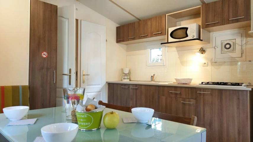 Camping für 3 Personen, mit Kinderpool in Bormes-les-Mimosas - 3