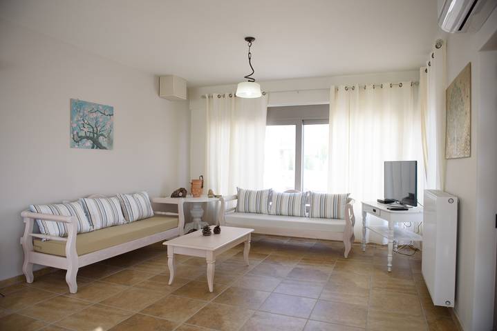 Ferienhaus für 6 Personen, mit Balkon und Terrasse sowie Garten in Pitsidia - 2