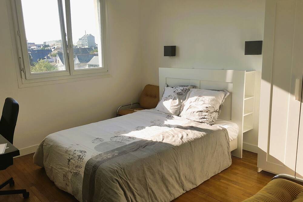 Chambre Dans un Quartier au Calme in Rennes, Región de Rennes
