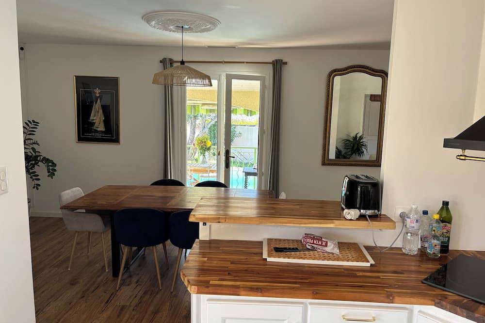 Quiet villa with pool close to the sea in Marsillargues, Côte d'Améthyste