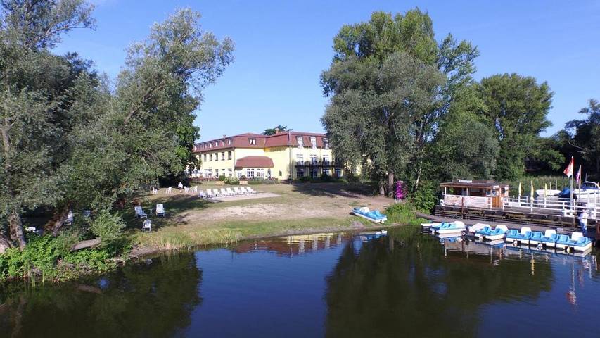 Hotel für 2 Personen, mit Terrasse und Garten sowie Sauna am Beetzsee