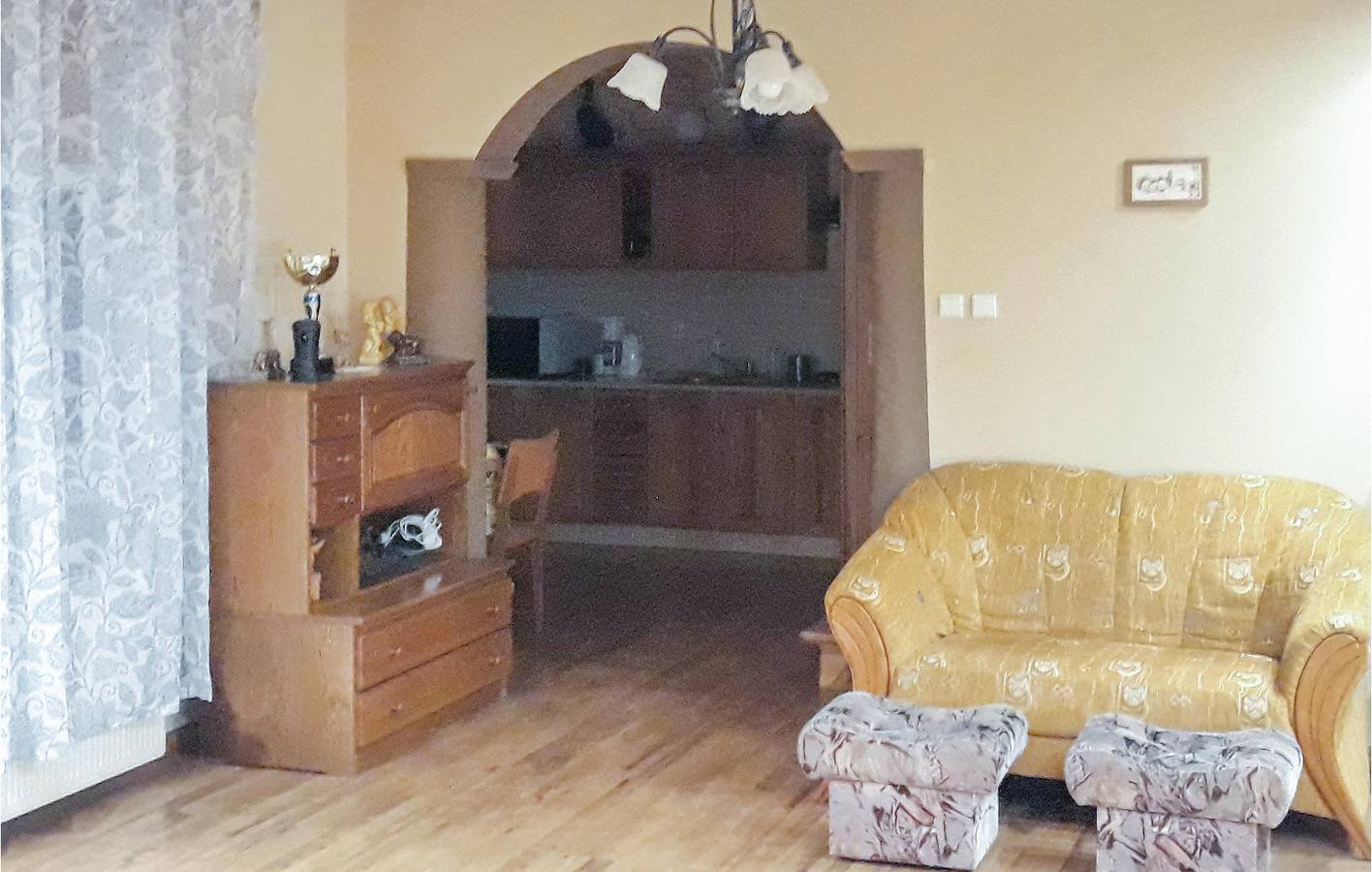 Ferienhaus für 6 Personen mit Terrasse in Powiat Sławieński