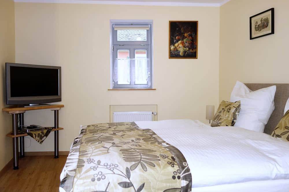 Ganze Wohnung, Ferienwohnung (35qm) für 2 Personen mit kostenfreiem Wlan in Sommerach, Fränkisches Weinland