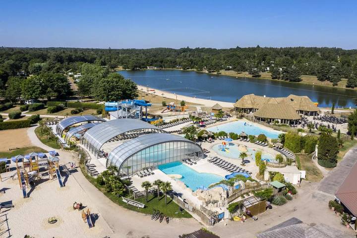 Location de vacances pour 4 personnes, avec sauna ainsi que terrasse et piscine, animaux acceptés dans Sologne