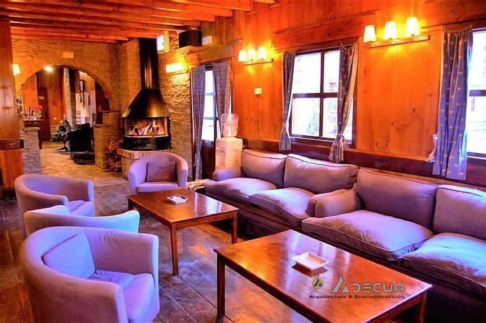 Hotel rural  El Refugio del Alto Rey para máximo 40 personas in Condemios de Arriba, Provincia de Guadalajara