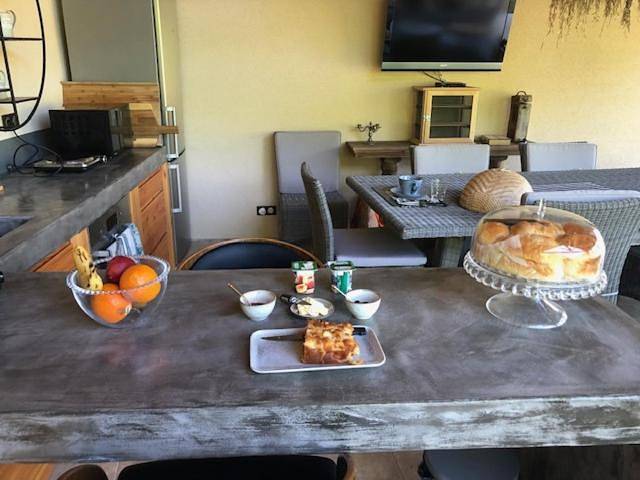 Chambre d’hôte pour 2 personnes, avec jardin et jacuzzi ainsi que terrasse et piscine dans le Lot - 3