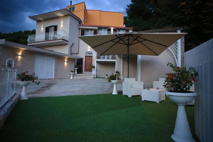 Bed and breakfast per 2 persone, con giardino e balcone - 1