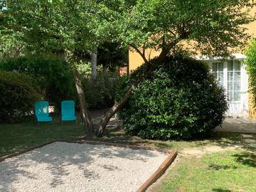 Gîte pour 4 personnes, avec jardin ainsi que piscine et terrasse à Carpentras