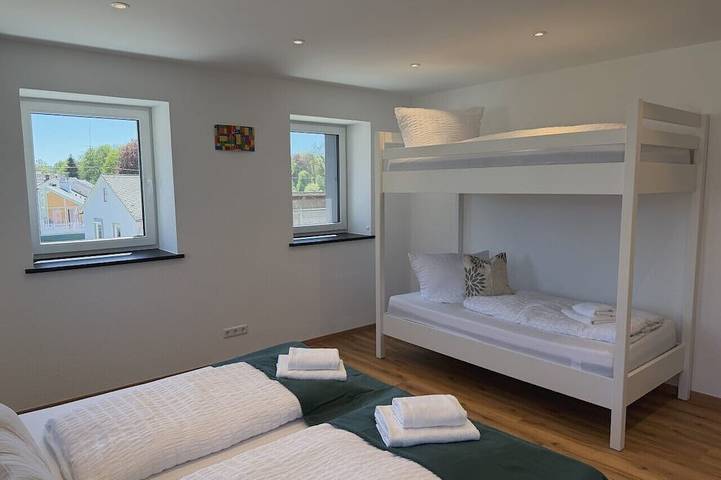 Ferienwohnung für 5 Personen in Burgau - 3