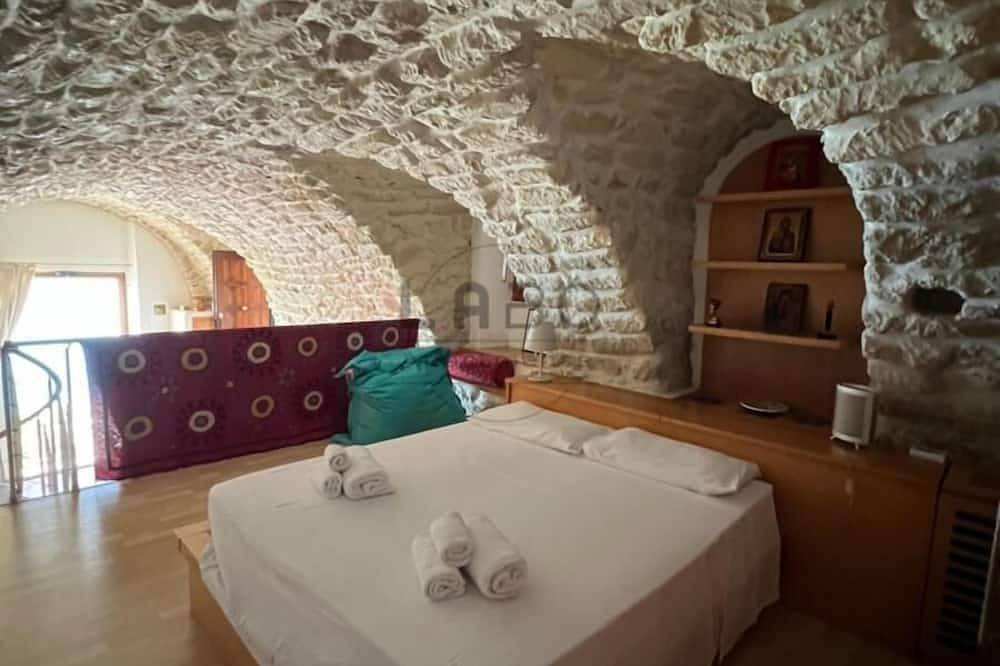 Entire apartment, Admirari Deluxe Apartment with amazing view in Tropea, Vibo Valentia Province