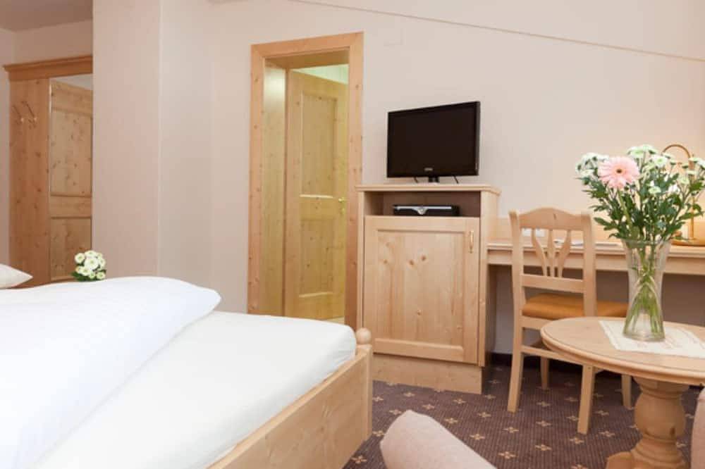 Wohlfühlzimmer Rifflsee Standard - Hotel Garni Rifflsee in Mandarfen, St. Leonhard im Pitztal