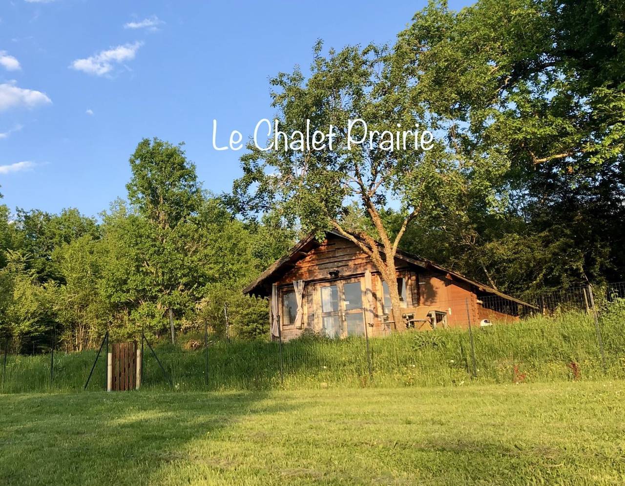 Le chalet Prairie - Les gîtes Vert Par Nature in Saint-André-d'Allas, Périgord Noir
