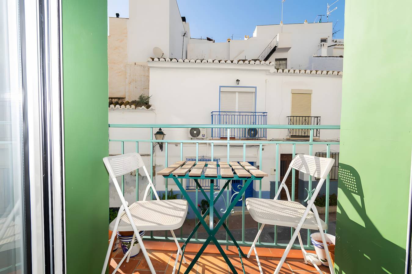 Holiday Home 'De Arte' with Mountain View, Wi-Fi and Air Conditioning in Torrox Pueblo, Torrox