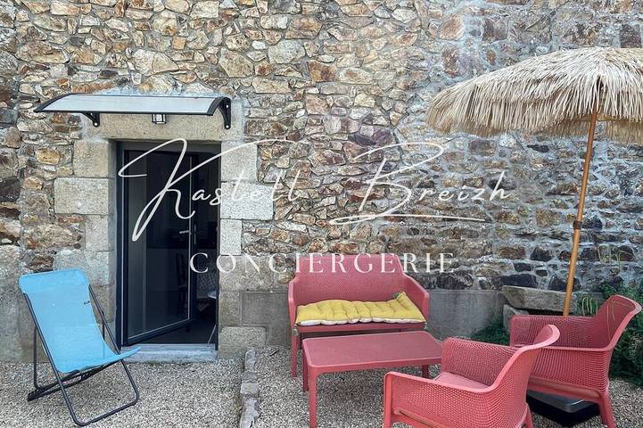 Location de vacances pour 6 personnes, avec jardin, animaux acceptés à Gommenec'h - 2