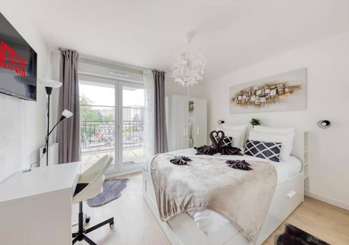 Appartement de vacances pour 6 personnes, avec Balcon ainsi que Terrasse et Vue à Le Plessis-Robinson