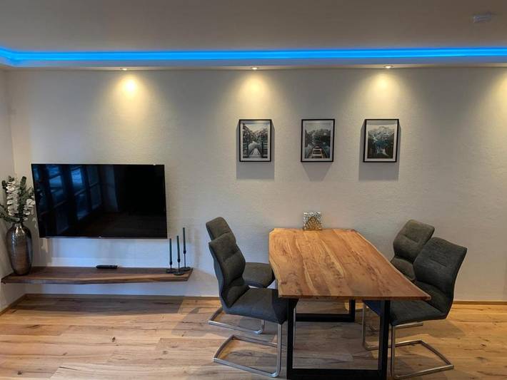 Ferienwohnung für 4 Personen, mit Balkon und Ausblick in Holzkirchen