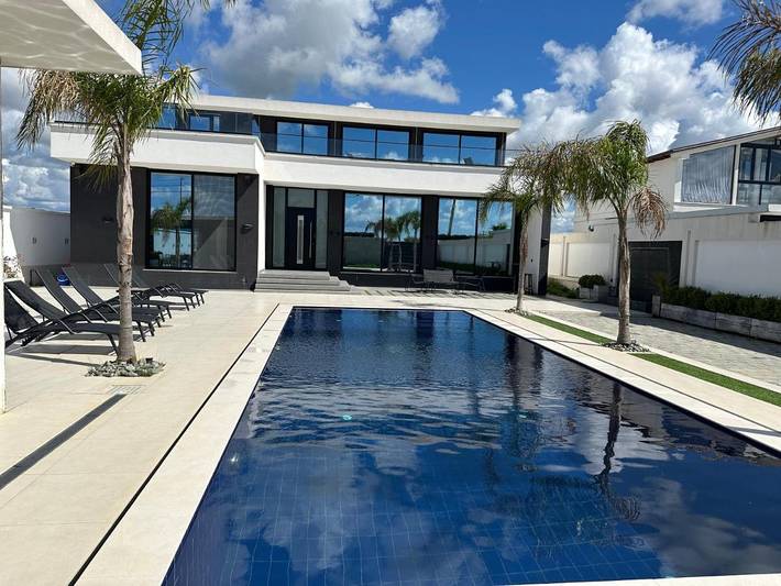 Chalet para 18 personas, con piscina además de jardín y vistas, Se admiten mascotas - 1