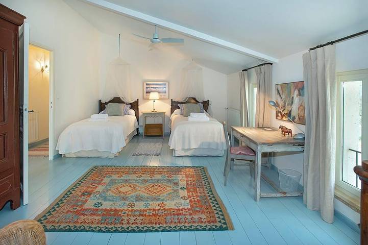 Villa La Plaine - Vier Schlafzimmer Villa, Schläft 8 in Montdurausse, Albi und Umgebung