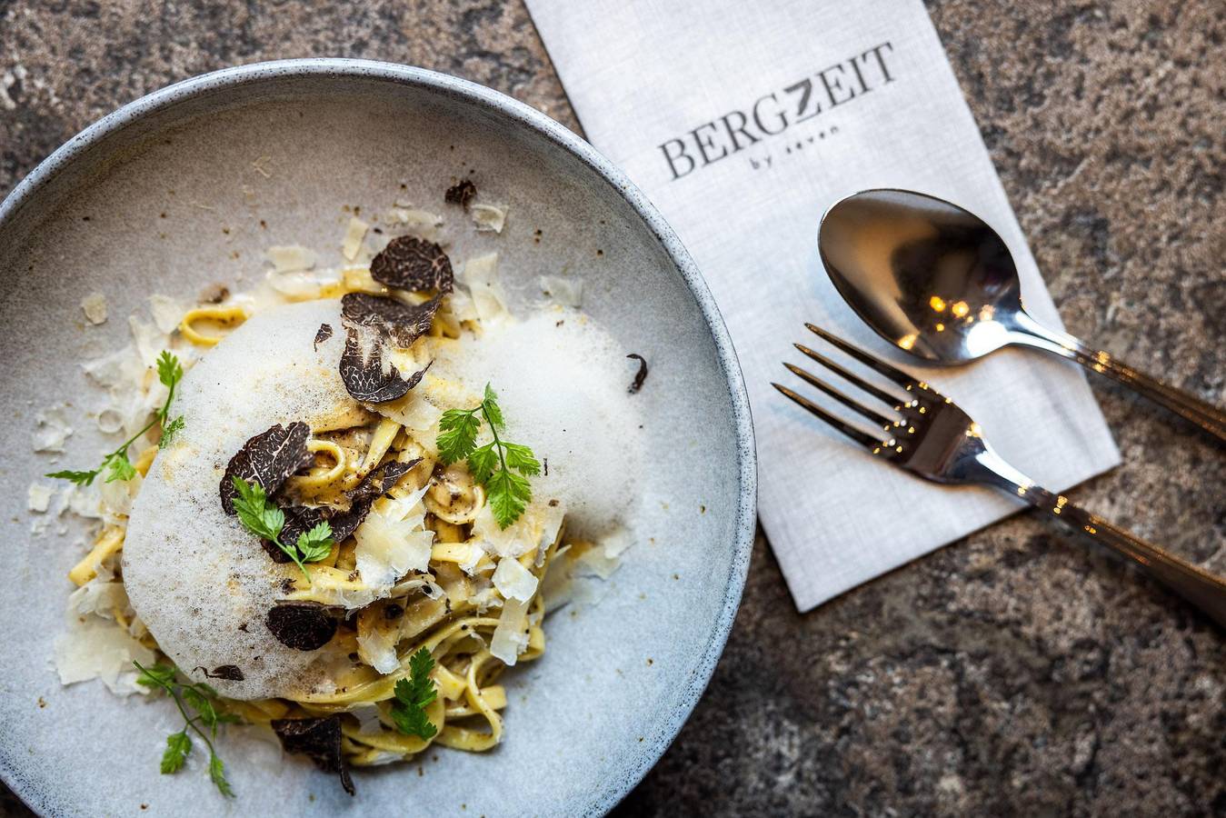 Ganze Ferienwohnung, Zimmer Deluxe (2-4 Pers.) Du/Wc in Flachau, Ski Amadé