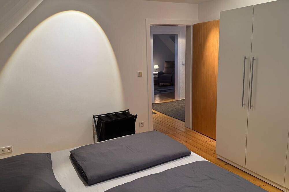 Ganze Wohnung, Apartment Köln Bonn Delux Burgblick. Nähe Phantasialand, Brühl, Bonn, Messe Köln in Phantasialand, Bornheim