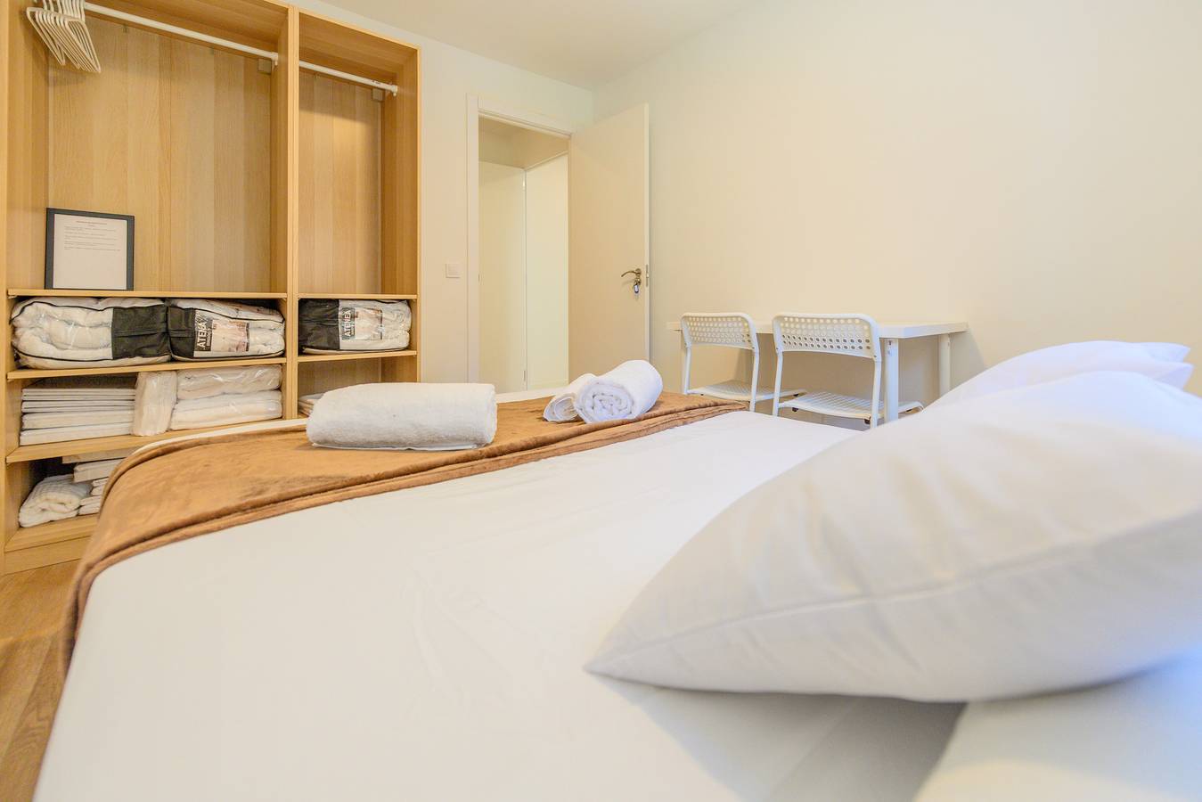 Entire holiday apartment, M (Sap35A) Acogedora habitación con cama doble in Alcorcón, Madrid Province