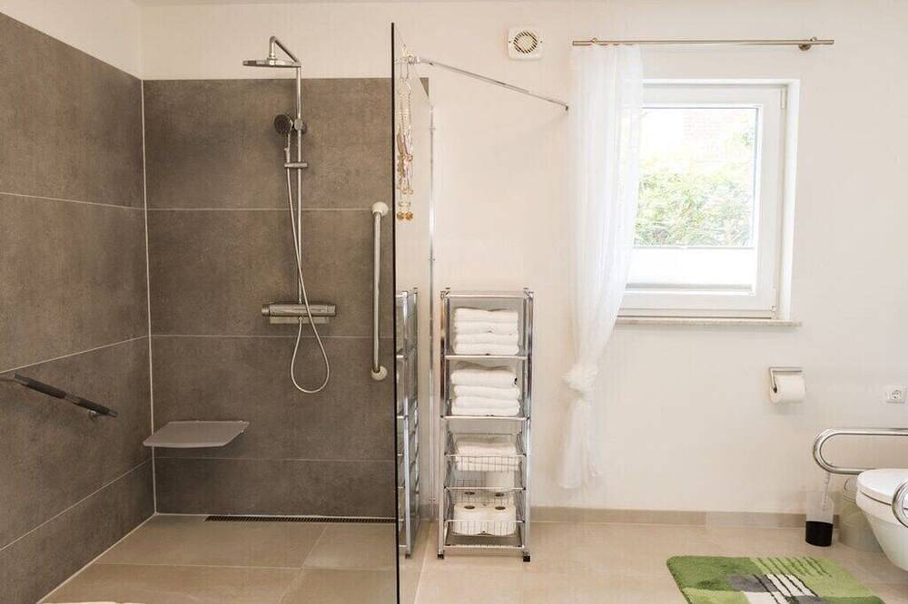 Ferienwohnung mit 1 Schlafzimmer in Rastede, Ammerland