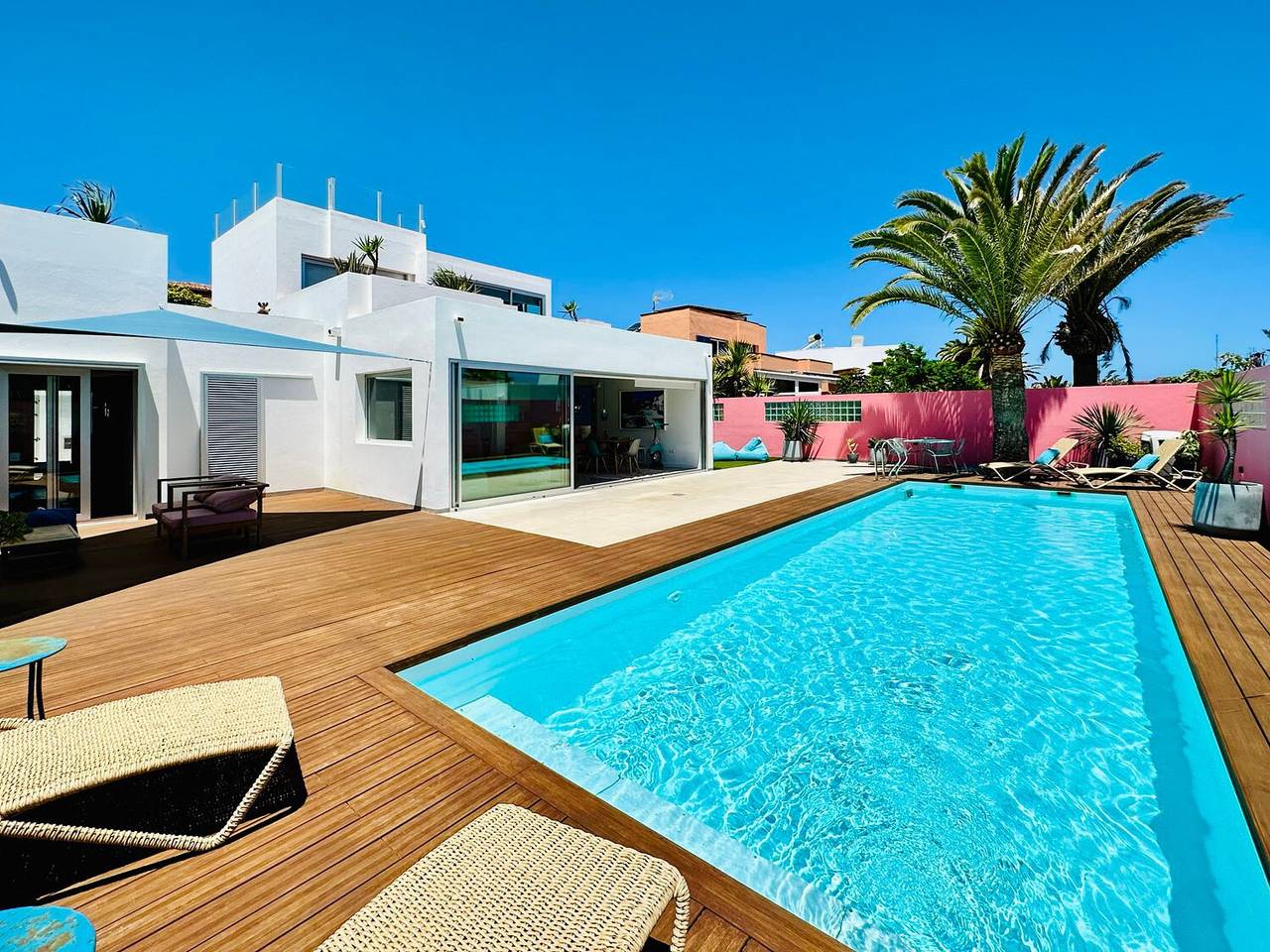 Ferienhaus "Casa Color" mit Meerblick, Privatem Pool und Wlan in Corralejo, La Oliva