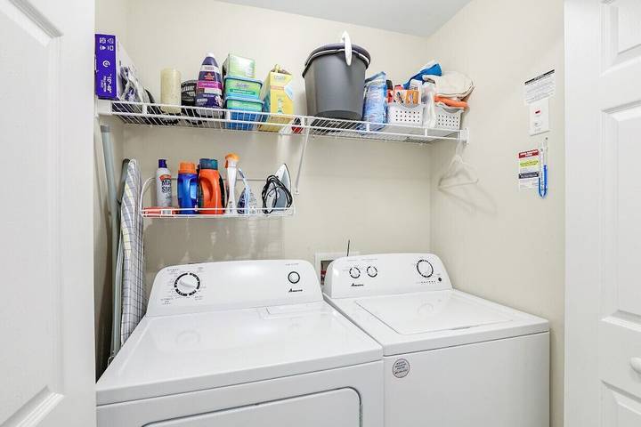 Vacation apartment for 5 people, with pool and hot tub as well as yard - 1