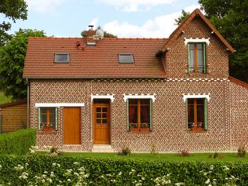 Gîte pour 6 personnes, avec terrasse et jardin à Roncherolles-en-Bray