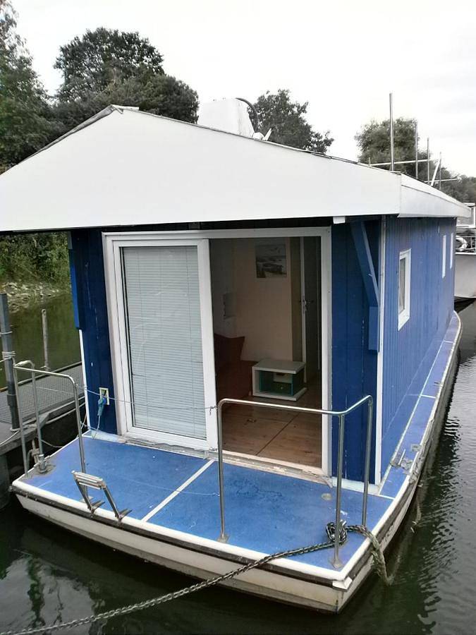 Boot für 4 Personen, mit Terrasse und Seeblick sowie Ausblick in Nordrhein-Westfalen - 3