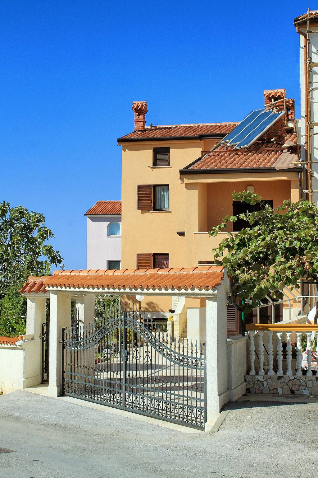 Ganze Wohnung, 2-Zimmer-Ferienwohnung mit Terrasse Stinjan, Pula A-7368-a in Stinjan, Pula