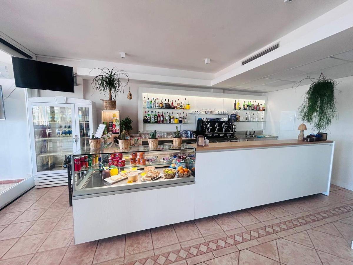 Hotel Miralonga in Parco Nazionale dell'Arcipelago di La Maddalena, La Maddalena