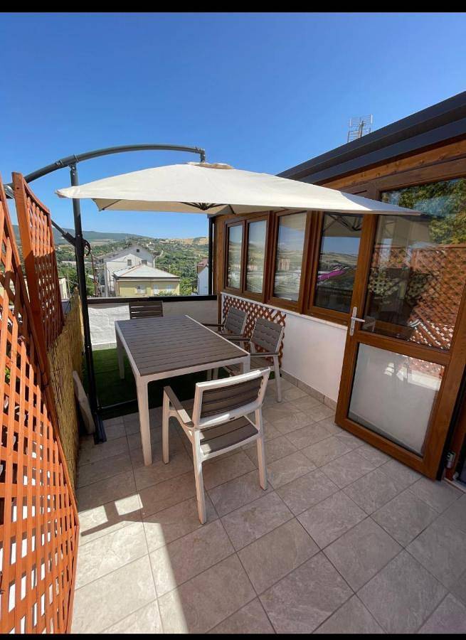 Gîte pour 4 personnes, avec vue et balcon à Potenza