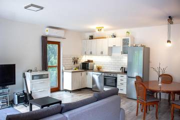 Location de vacances pour 7 personnes, avec jardin et sauna à Tihany