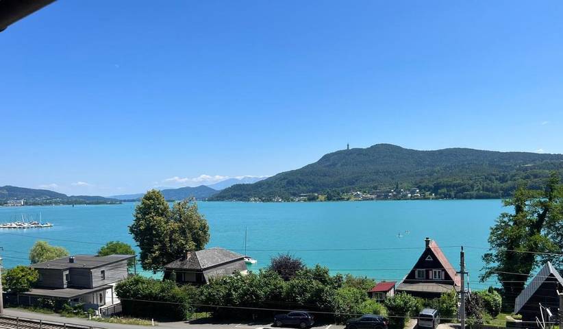 Ferienwohnung für 2 Personen, mit Balkon und Terrasse sowie Garten und Seeblick in Techelsberg am Wörther See