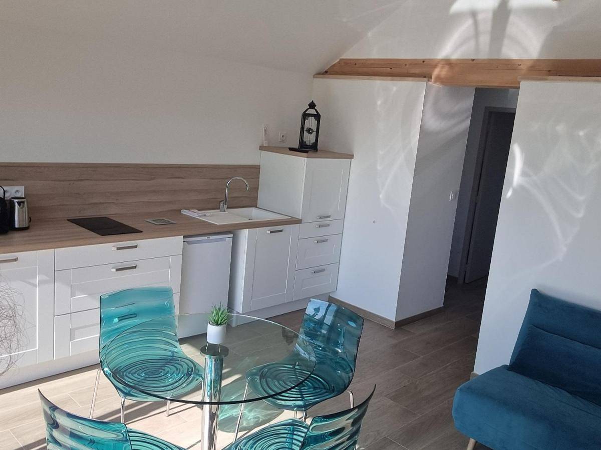 One-Bedroom House in La Flèche, Sarthe