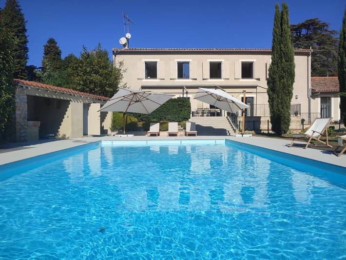 Location de vacances pour 10 personnes, avec jardin et piscine à Conques-sur-Orbiel - 2