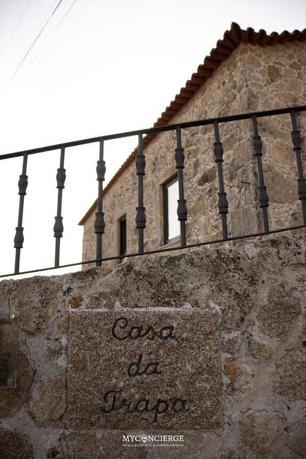 Location de vacances pour 12 personnes, avec piscine ainsi que jardin et vue dans Oliveira de Azeméis - 2