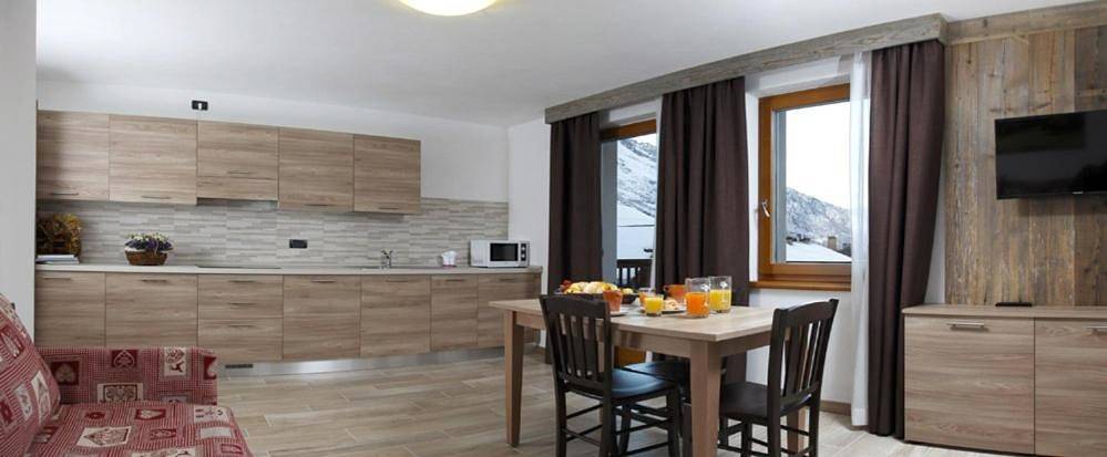 Location de vacances pour 4 personnes, avec terrasse et jardin, animaux acceptés dans Passo Del Tonale - 3