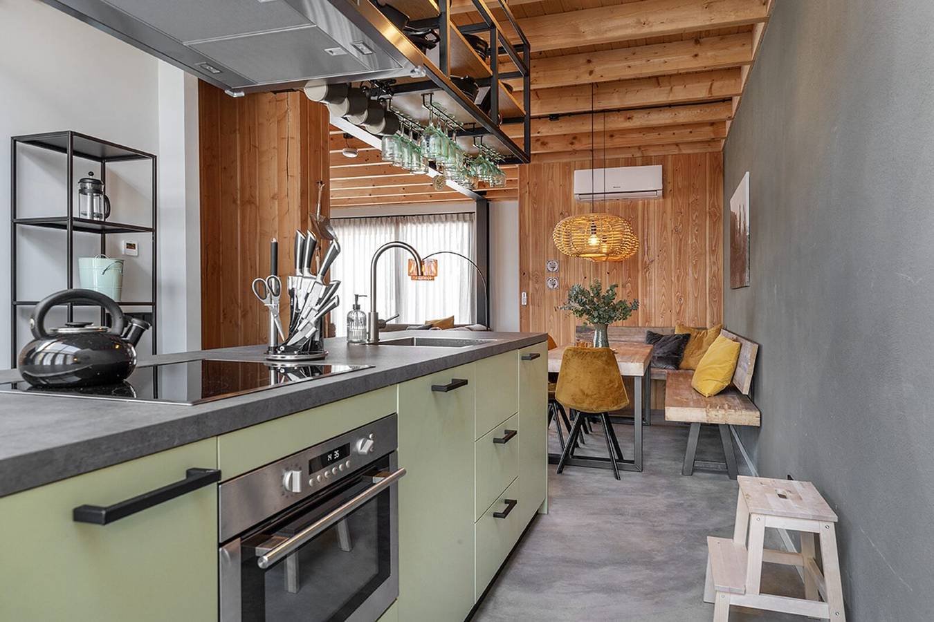 Ferienhaus für 8 Personen mit Sauna in IJssel