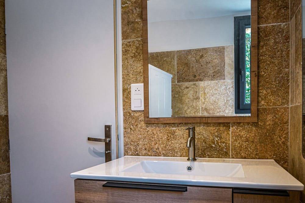 Maison idéale pour les familles avec piscine privée - Fontaine-de-Vaucluse in Fontaine-de-Vaucluse, Vaucluse