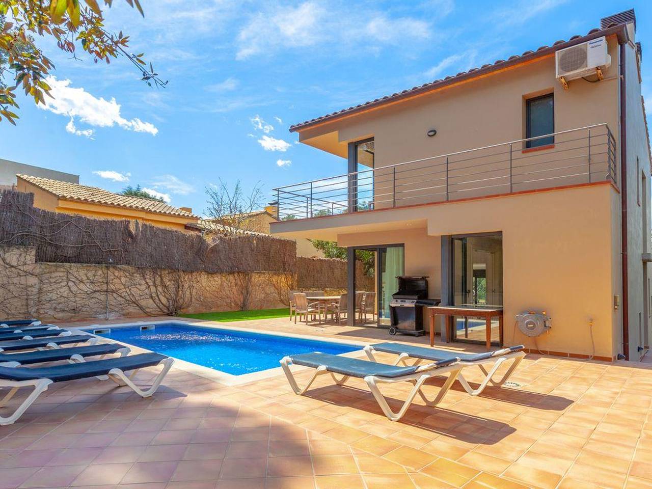 Casa con Piscina Privada, Jardín y Terraza a 1km de la Playa - Tamariu, Costa Brava in Aigua Xelida, Tamariu